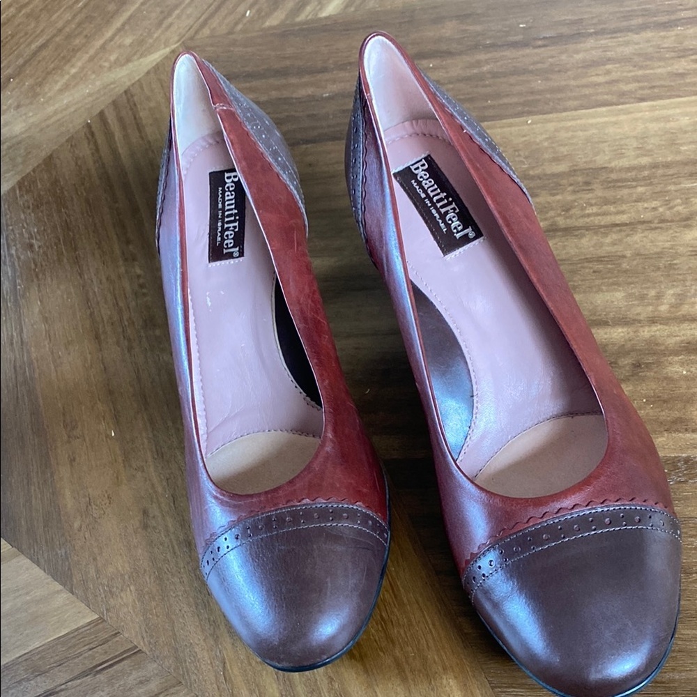 BeautiFeel Brown Heels with contrasting toe cap Detail. Sample. NWOB
